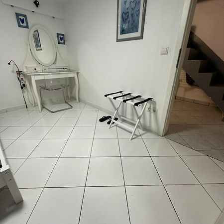 Simple Room In Luxembourg City Zewnętrze zdjęcie